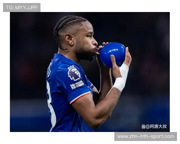 切尔西传接训练：科尔推荐短传渗透加速进攻节奏